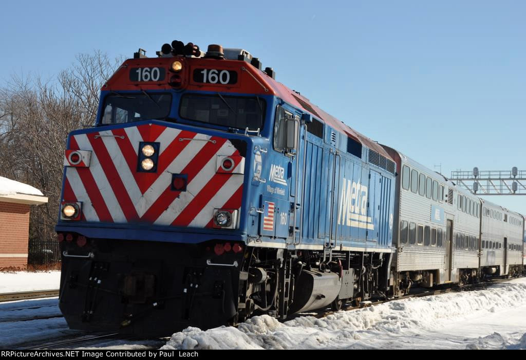 Outbound commuter approaches the diamonds